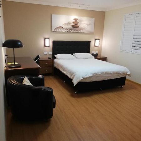Bha Hotel Perth Bagian luar foto