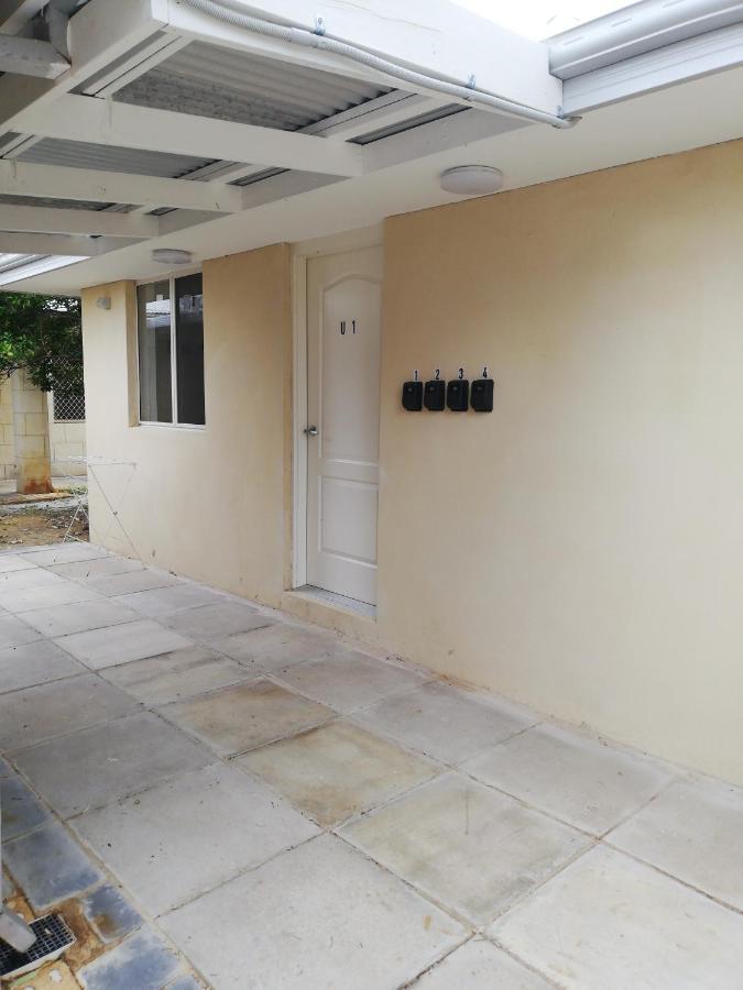 Bha Hotel Perth Bagian luar foto